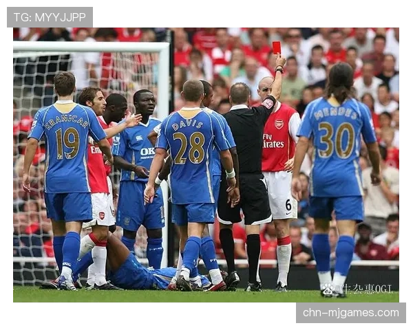 保级生死战前瞻：埃弗顿与卢顿仅差一分，末轮直接对话